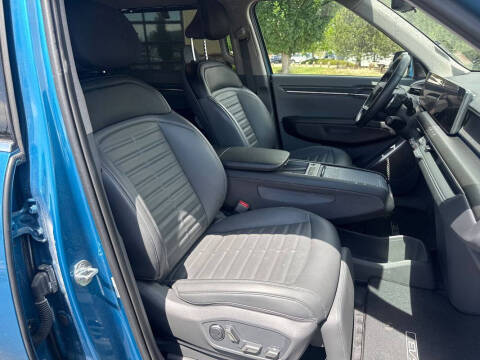 2024 Kia EV9 Land