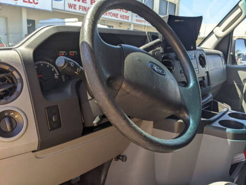 2014 Ford E-Series E-150