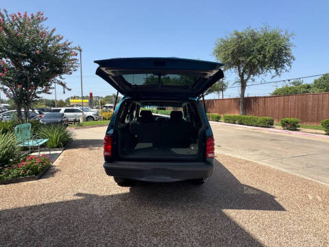 2001 Ford Explorer Sport