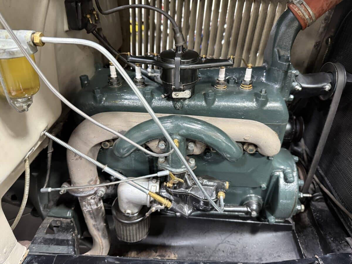 1930 Ford Model A 48