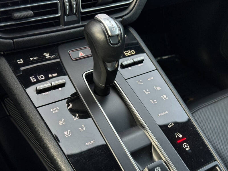 2024 Porsche Macan