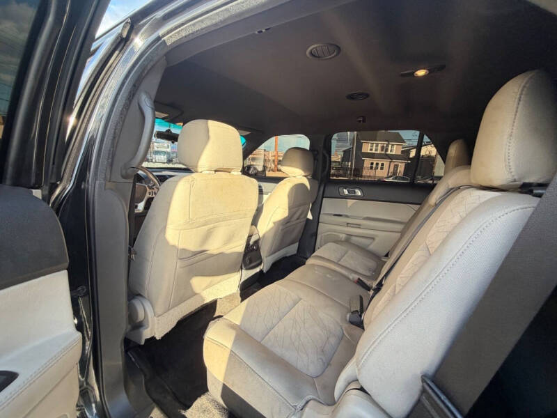 2013 Ford Explorer