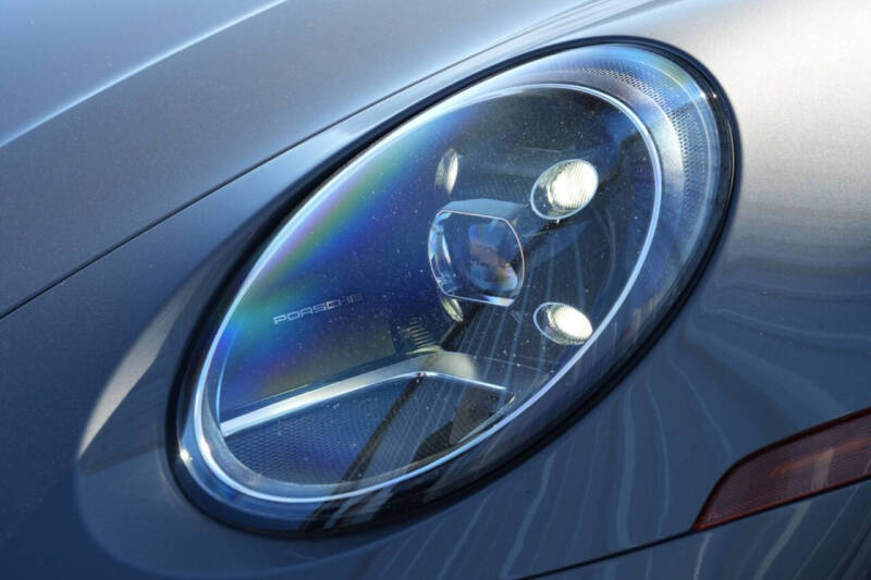 2021 Porsche 911 Carrera