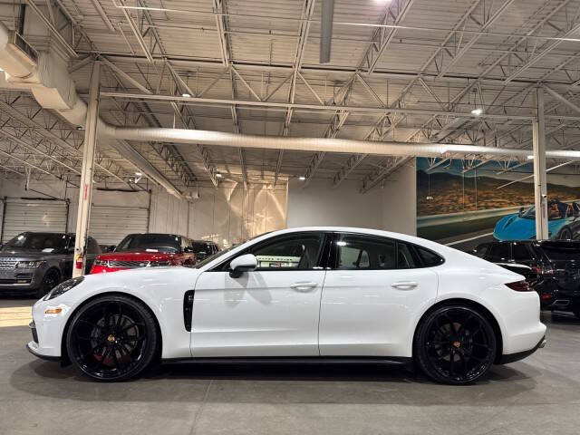 2017 Porsche Panamera