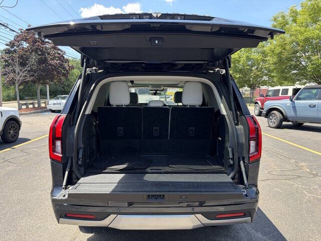 2025 Ford Expedition Platinum