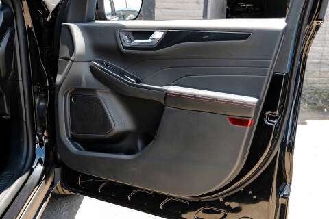 2025 Ford Escape ST-Line Select