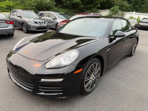 2016 Porsche Panamera