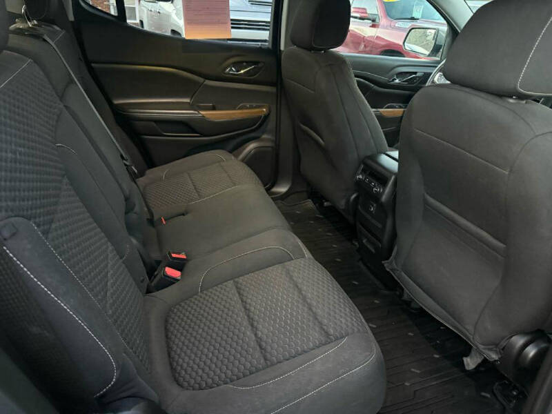 2019 GMC Acadia SLE-1