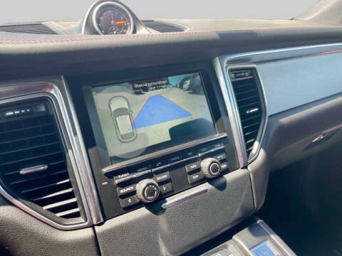 2015 Porsche Macan S