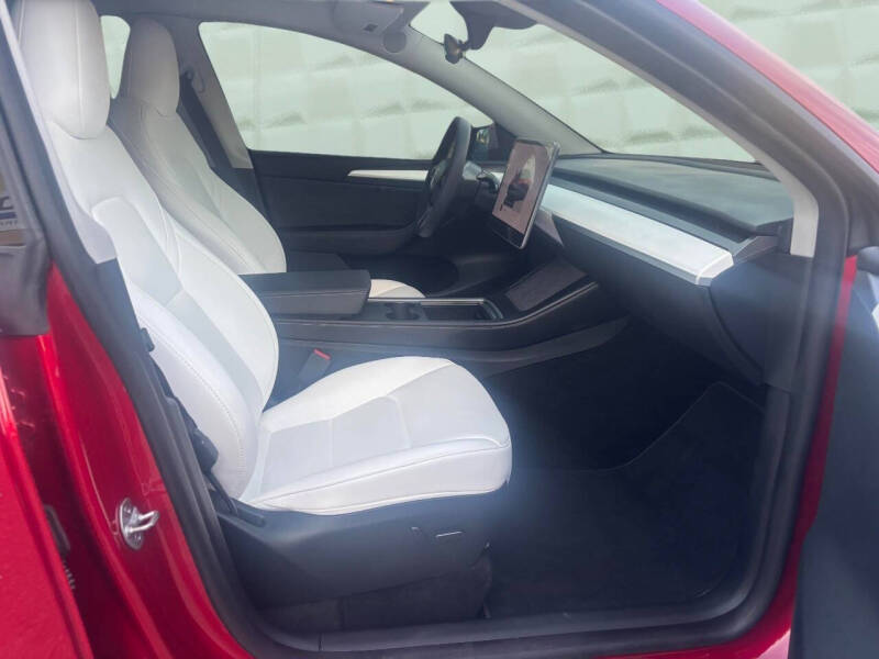 2023 Tesla Model Y Long Range