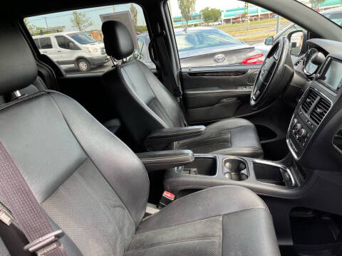 2017 Dodge Grand Caravan SXT