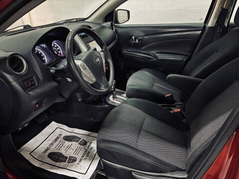 2019 Nissan Versa SV