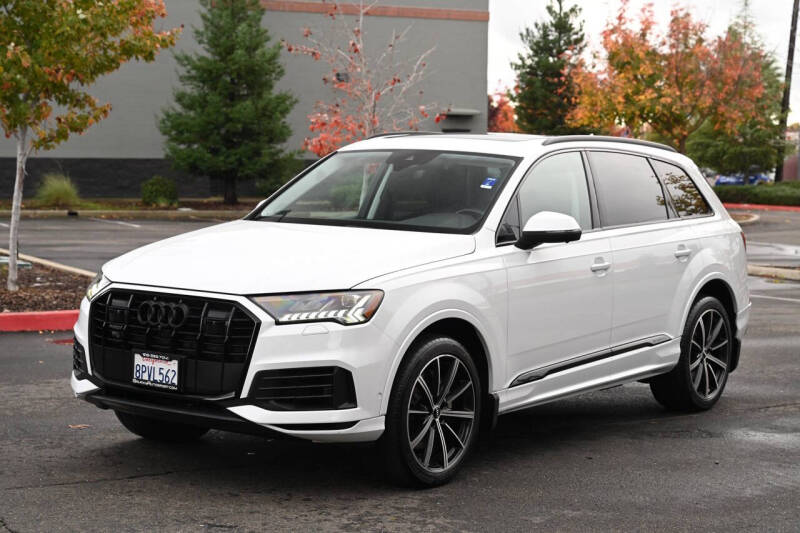 2020 Audi Q7 quattro Premium Plus 55 TFSI