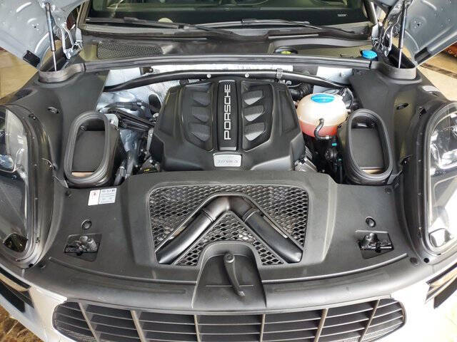 2017 Porsche Macan S