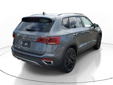 2024 Volkswagen Taos SE 4Motion