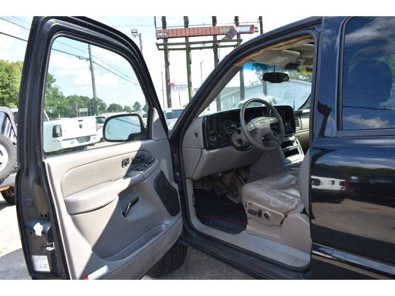 2003 GMC Yukon Denali