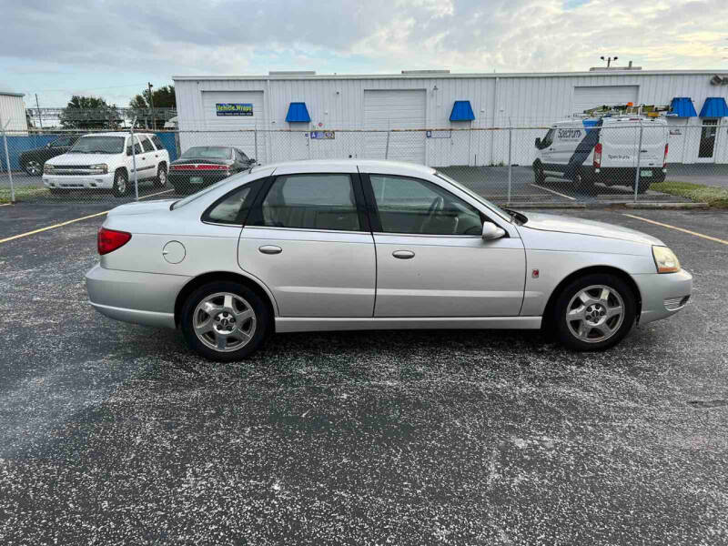 2005 Saturn L300