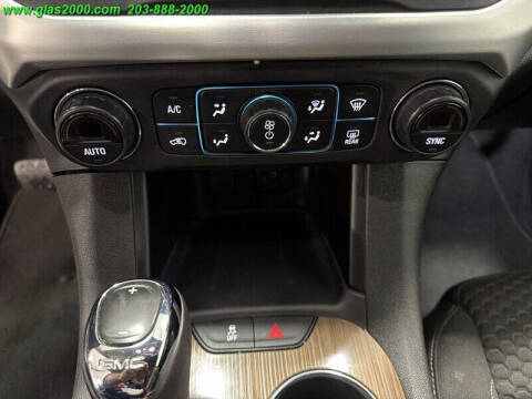 2019 GMC Acadia SLE-1