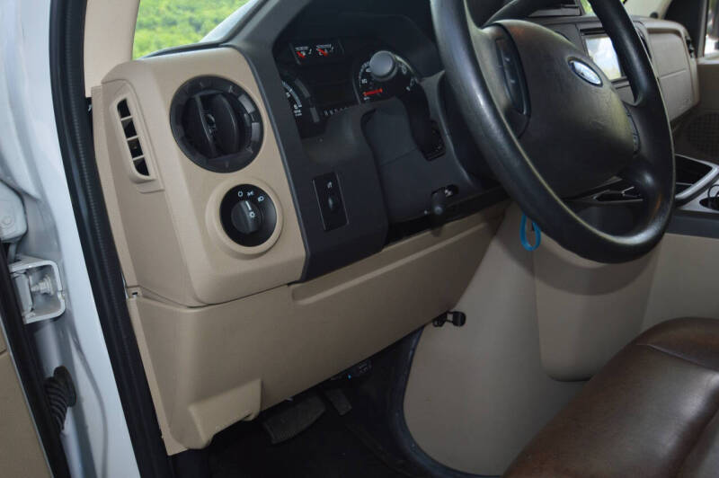 2020 SUNSEEKER BY FORESTER RIVER M 3010DS FORD E450