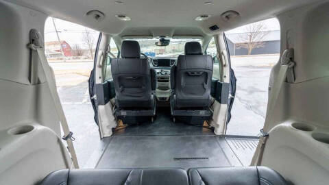 2021 Chrysler Pacifica Touring L