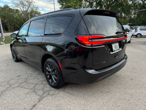 2021 Chrysler Pacifica Touring L