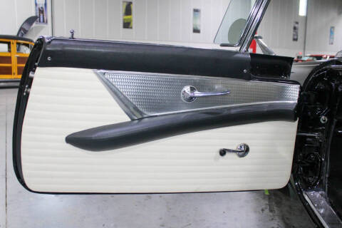 1956 Ford Thunderbird