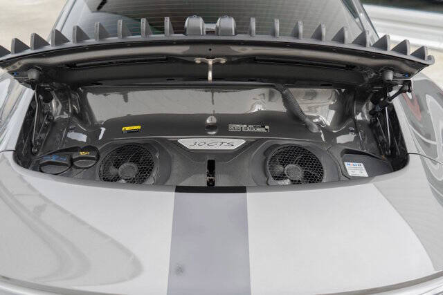 2022 Porsche 911 Carrera 4 GTS