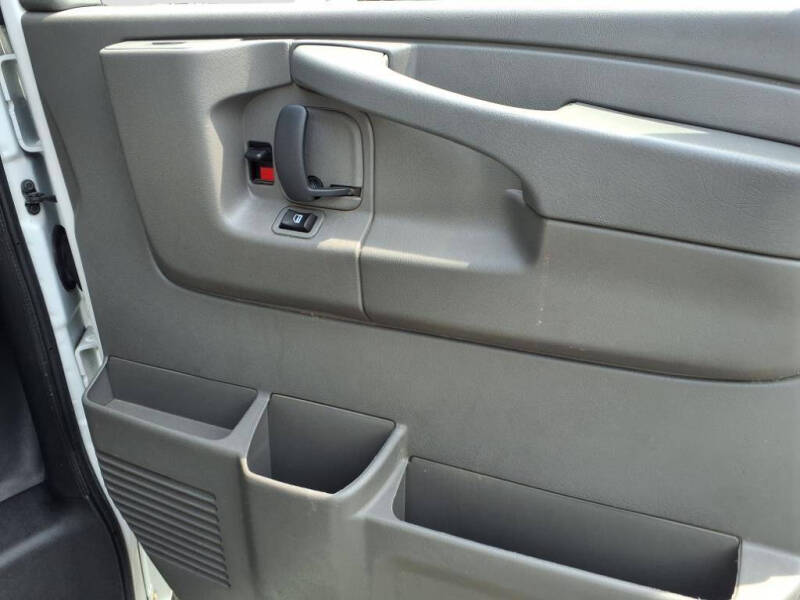 2015 GMC Savana 2500