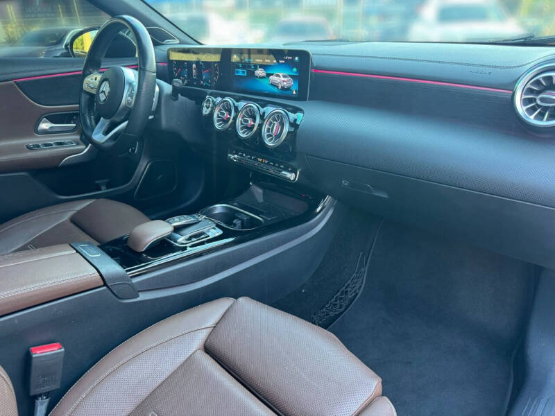 2019 Mercedes-Benz A-Class A 220