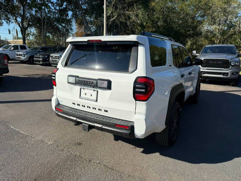 2025 Toyota 4Runner SR5