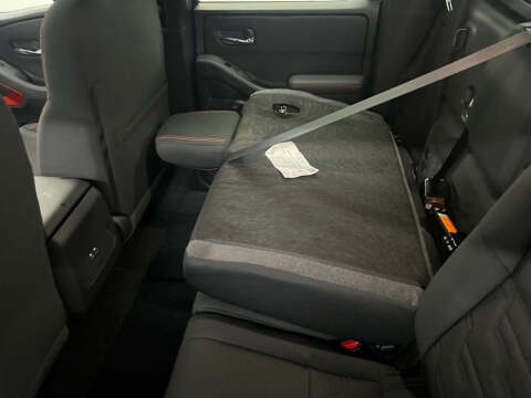 2025 Nissan Frontier