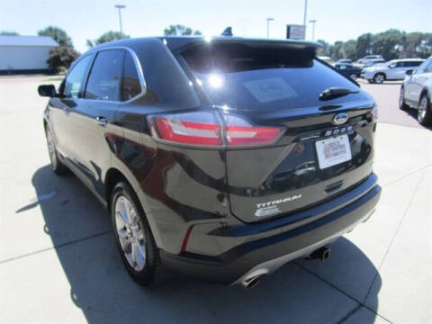 2023 Ford Edge Titanium