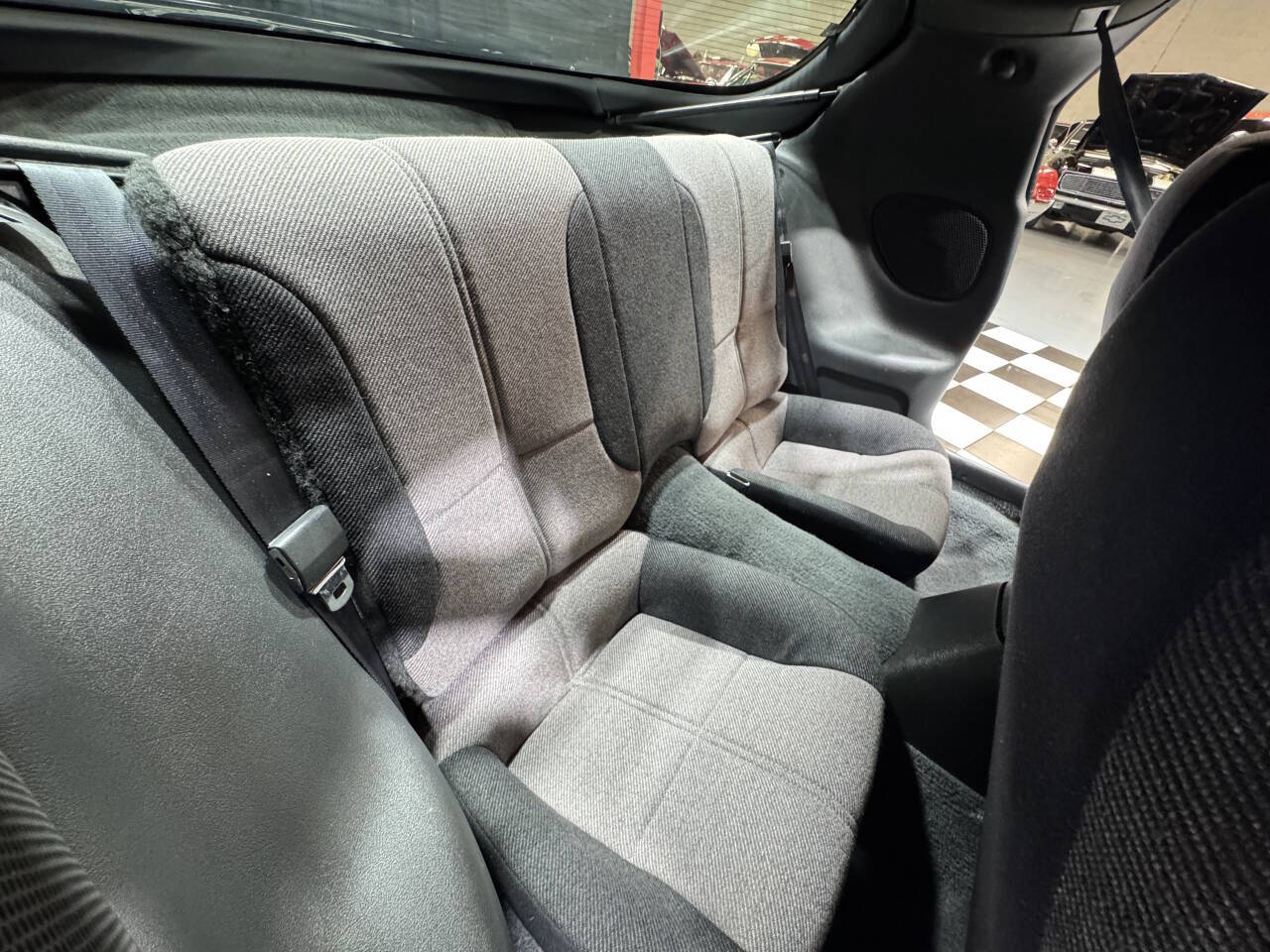 1993 Chevrolet Camaro 27