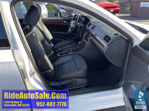 2013 Volkswagen Passat SEL