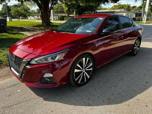 2020 Nissan Altima for sale at GTR MOTORS in Hollywood FL