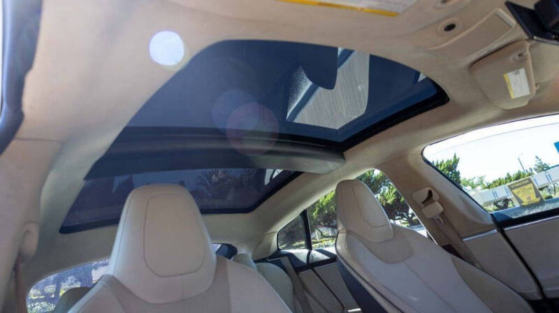 2012 Tesla Model S Signature Performance