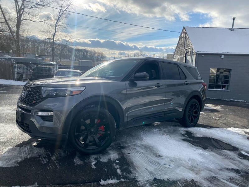 2022 Ford Explorer for sale at Larin Auto in Norwood MA