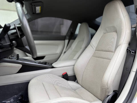 2020 Porsche 911 Carrera S