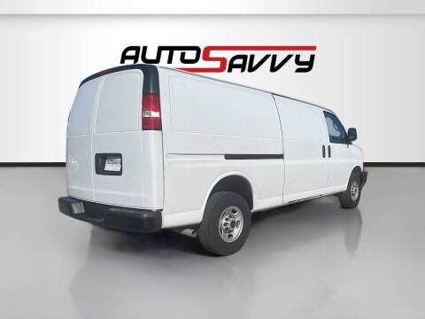 2023 GMC Savana 2500