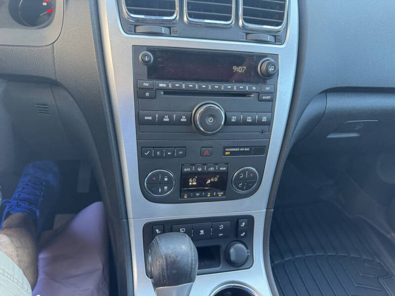 2011 GMC Acadia SLT-1