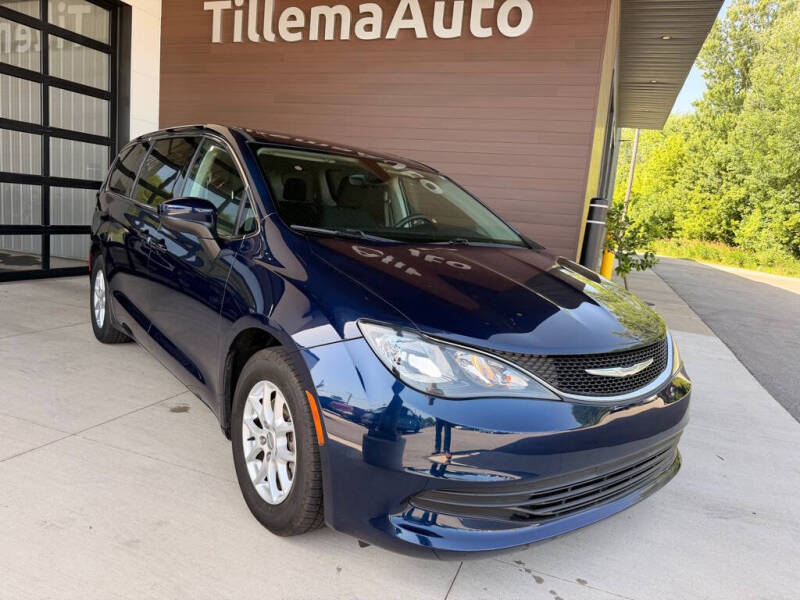 2017 Chrysler Pacifica Touring