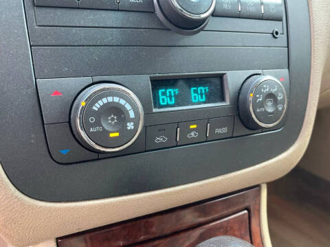 2008 Buick Lucerne CXS