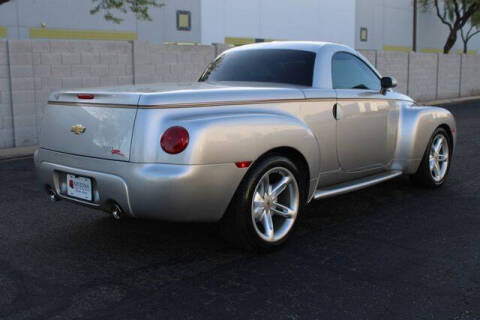 2004 Chevrolet SSR LS