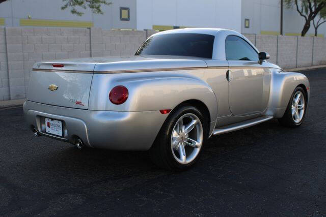 2004 Chevrolet SSR LS