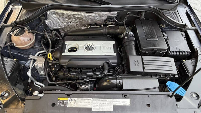 2014 Volkswagen Tiguan R-Line