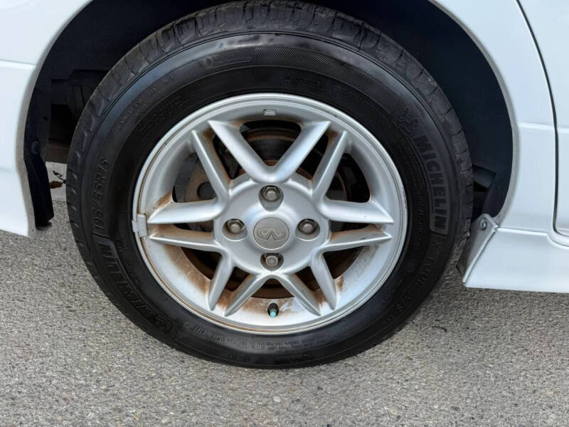 2002 Infiniti G20