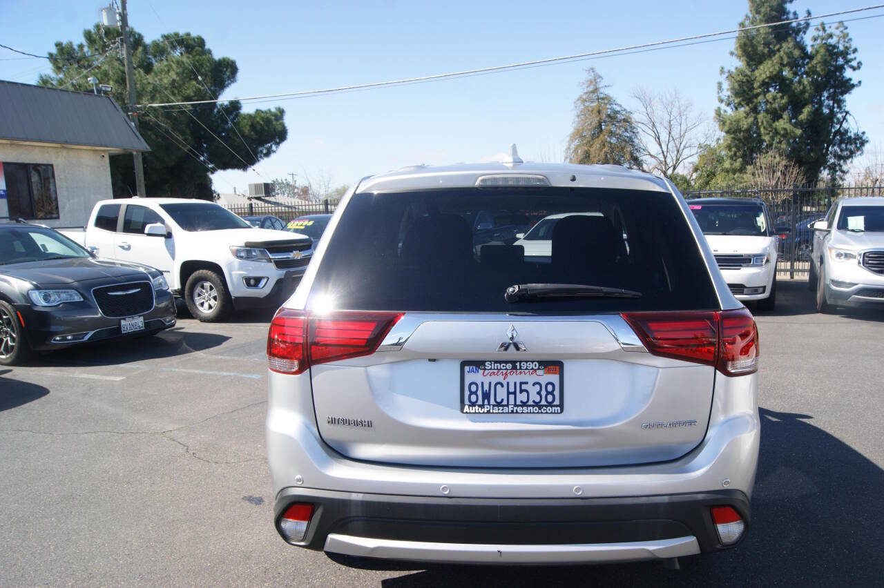 2018 Mitsubishi Outlander for sale at Auto Plaza in Fresno, CA