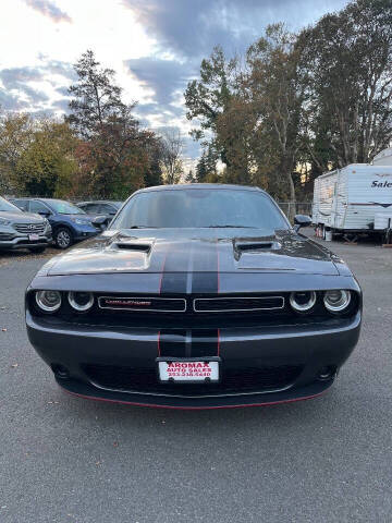 2015 Dodge Challenger SXT
