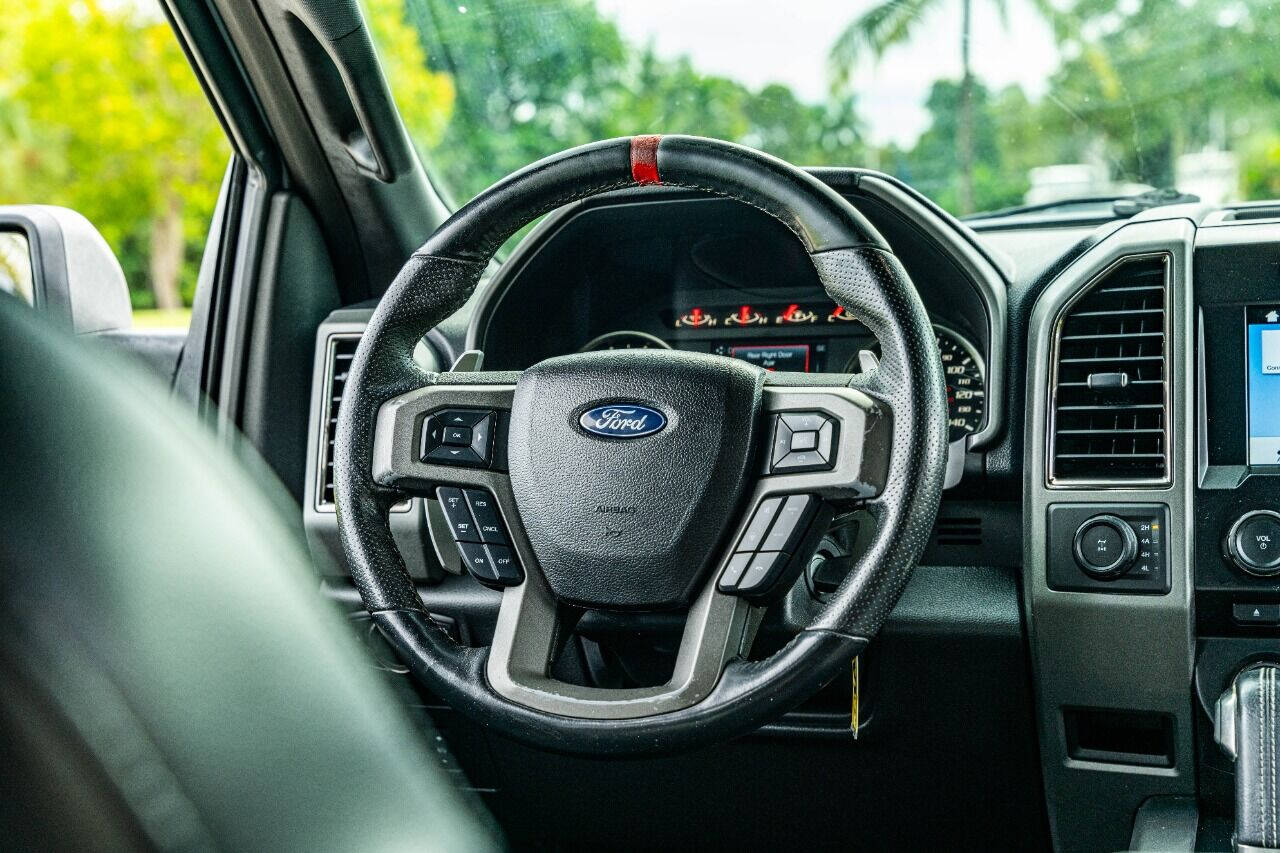2017 FORD F-150 Pickup - $36,999