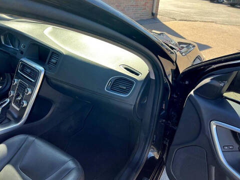 2016 Volvo V60 T5 Drive-E Premier